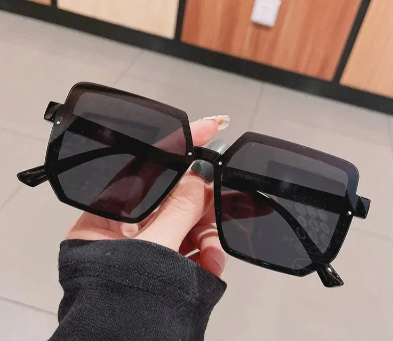 Classic Women's Polygon Sunglasses