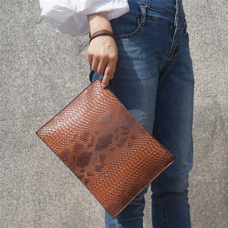 Snake Pattern Envelope Women  Clutch